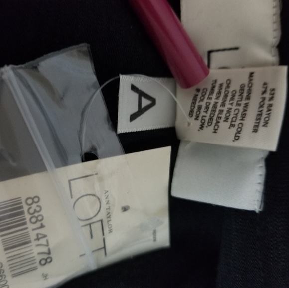 👄👄ANN TAYLOR LOFT RUFFLES 3/4 SLEEVE BLOUSE - Picture 6 of 7